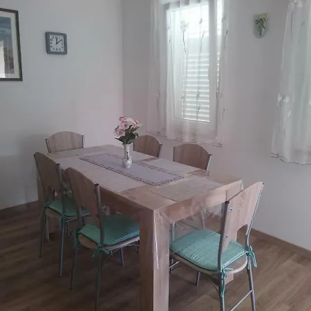 Apartman Sanja *