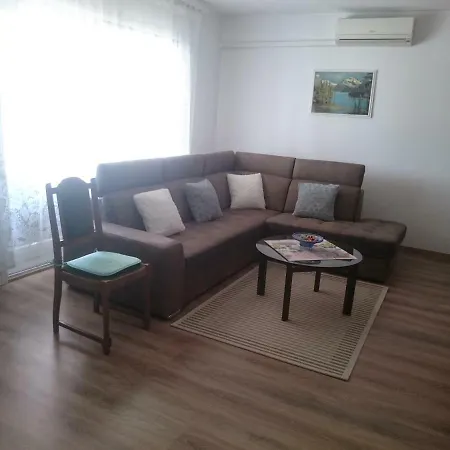 Apartment Apartman Sanja *